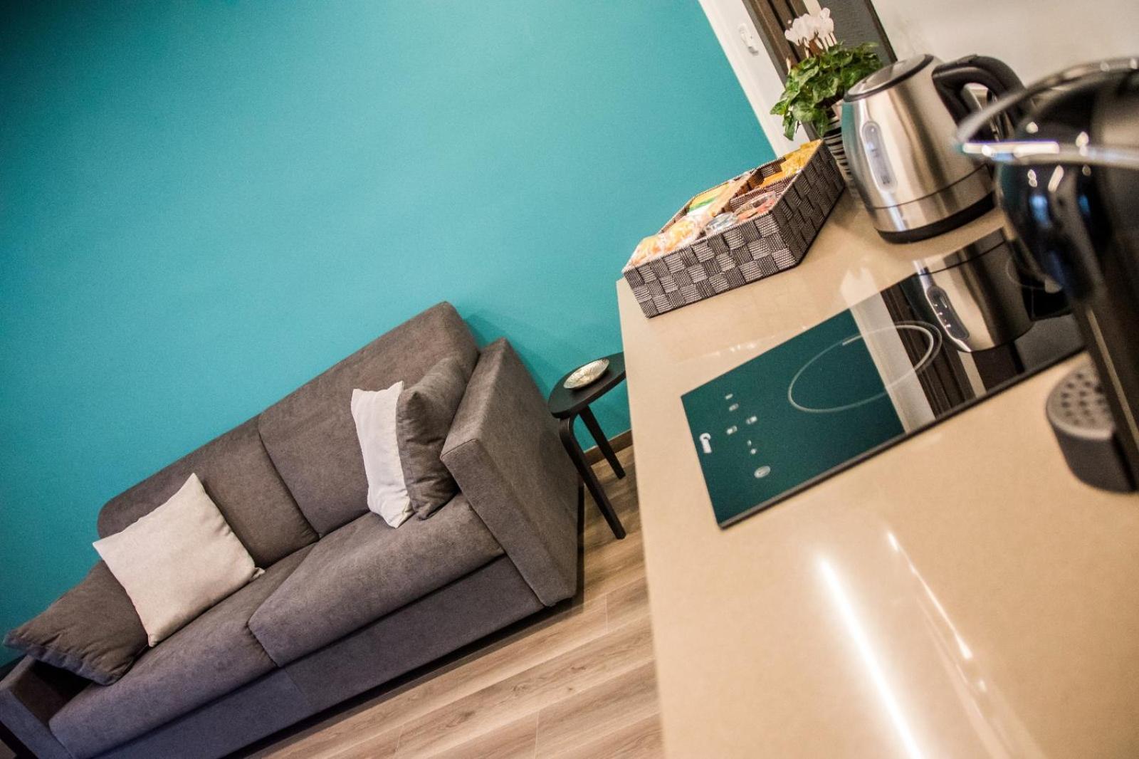 Ninary Apartments A Due Passi Dal Centro Storico 阿尔巴 外观 照片