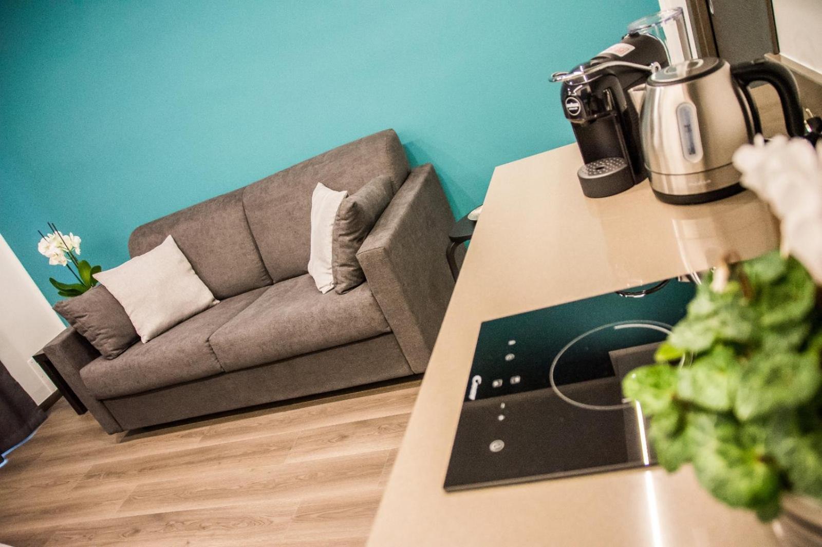 Ninary Apartments A Due Passi Dal Centro Storico 阿尔巴 外观 照片